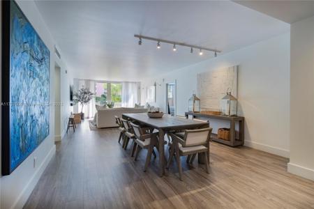 90 Edgewater Dr