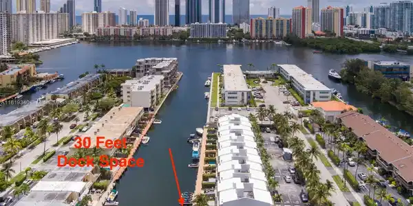3807 NE 166th St - 30 FT Dock