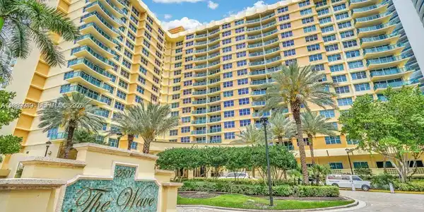 2501 S Ocean Dr