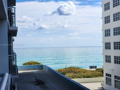 6969 Collins Ave