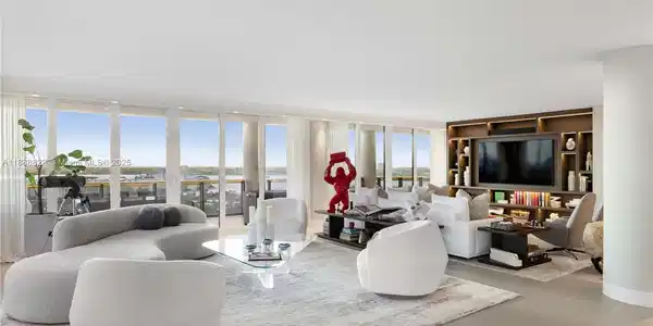 9999 Collins Ave