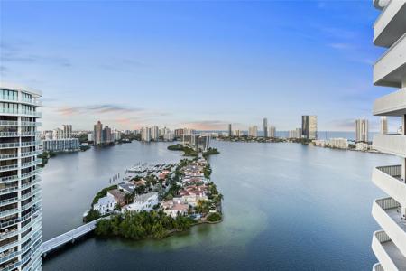 3000 Island Blvd