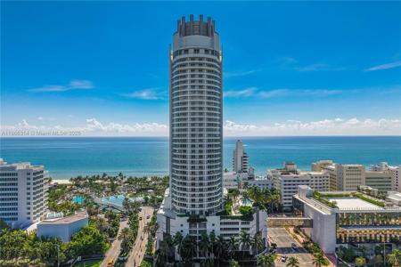 4401 Collins Ave