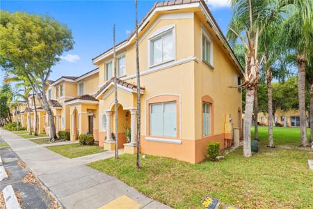 2873 SE 15th Rd