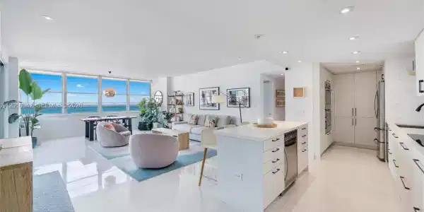 20 Island Ave