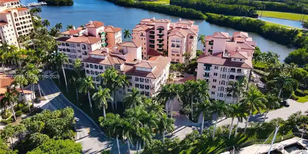 13647 Deering Bay Dr