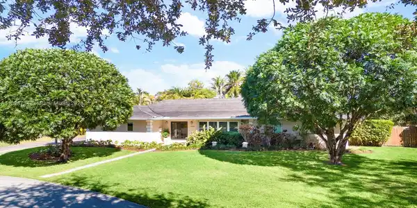 11101 SW 72nd Ct