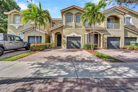 2533 SE 15th Ct