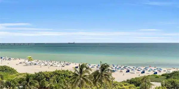 465 Ocean Dr