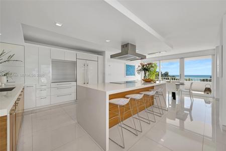 199 Ocean Lane Dr
