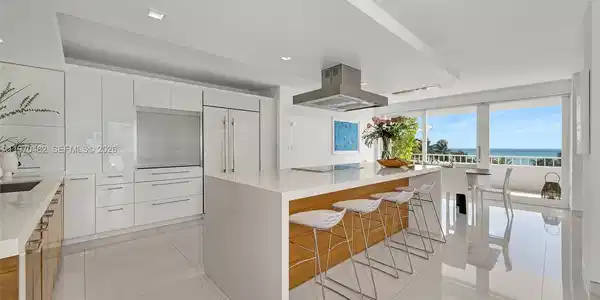 199 Ocean Lane Dr