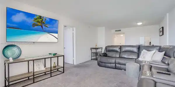 4502 N Federal Hwy