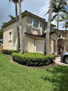 2400 NE 41st Pl