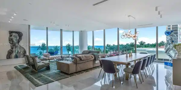 17901 Collins Ave