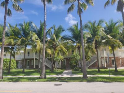 100 Sunrise Dr