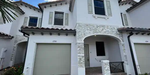 11910 SW 245 Terr