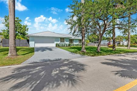 8400 SW 184th Ln