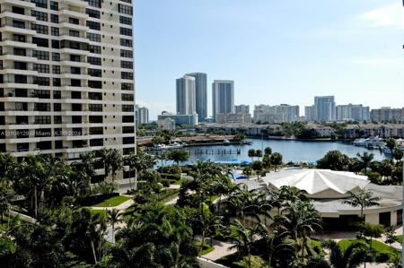 600 Three Islands Blvd