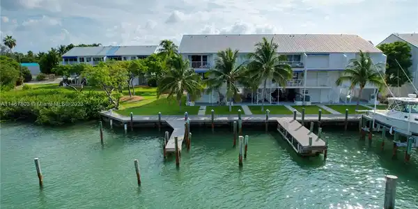 95 Coco Plum Dr