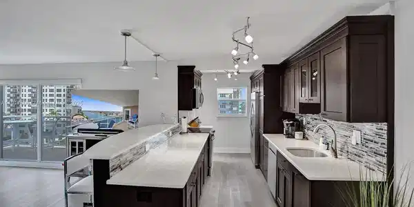 1160 Hillsboro Mile