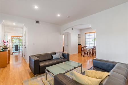 1568 Meridian Ave Unit 12