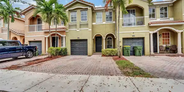1387 SE 26th Ave