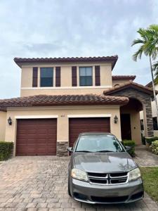 462 SE 34th Ter