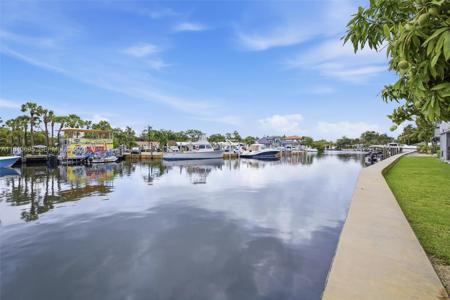 13105 NE Ixora Ct