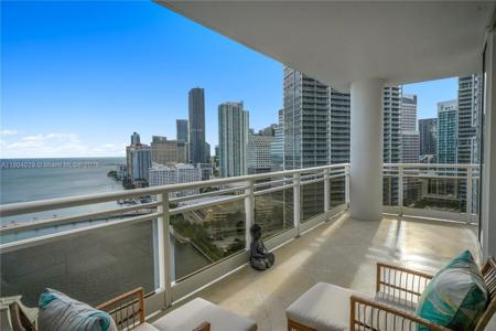 901 Brickell Key Blvd