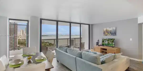 1717 N Bayshore Dr