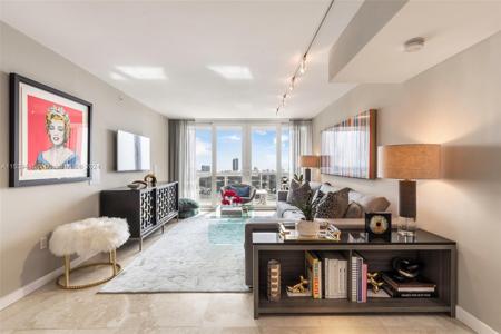 1800 Sunset Harbour Dr