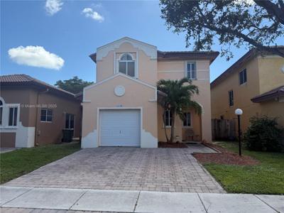 4108 NE 11th Dr