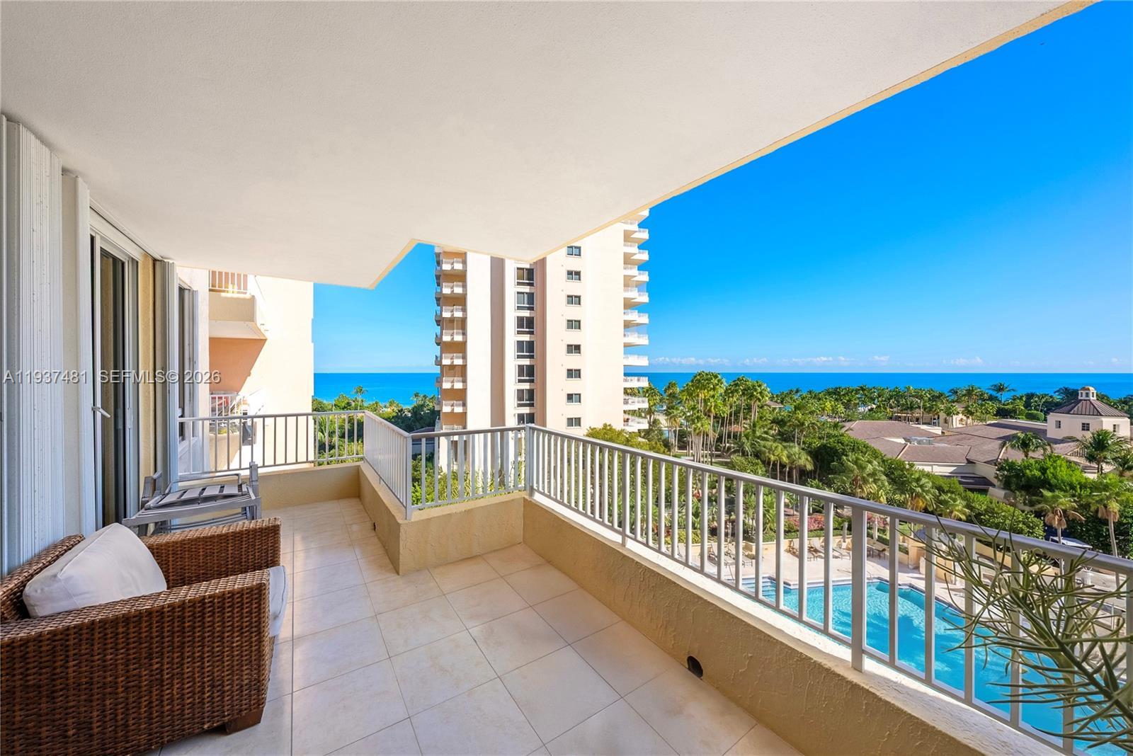 Image 2: Live with the ocean as your backyard!