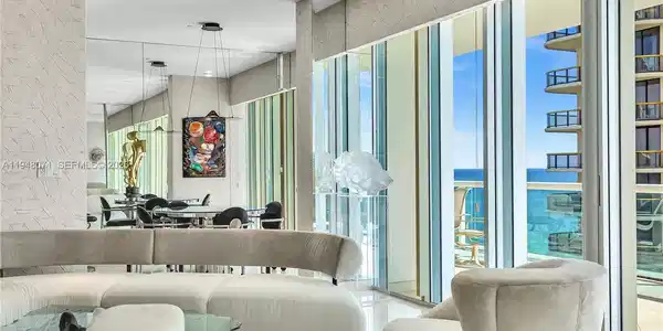 10101 Collins Ave