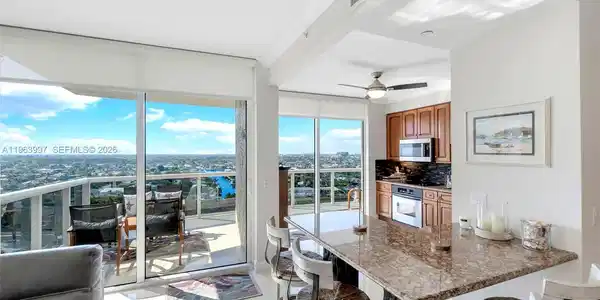 4240 Galt Ocean Dr