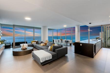 2000 S Ocean Dr