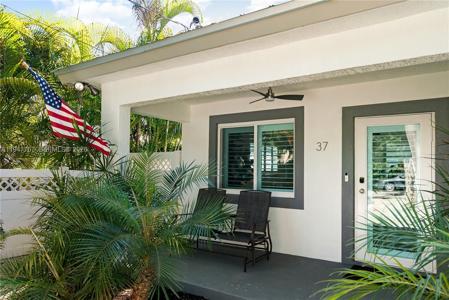 37 Bonefish Ave