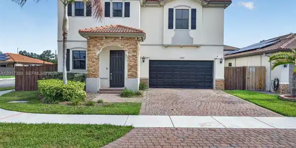 11863 SW 233rd Ter
