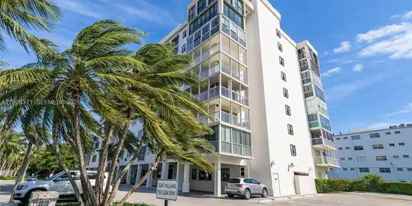 550 Ocean Drive