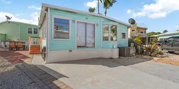 65821 OVERSEAS HIGHWAY Unit 110