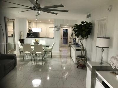 851 NE 14th Ave