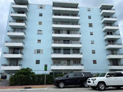 720 S Collins Ave