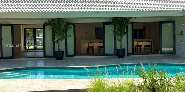 Image 2: PATIO