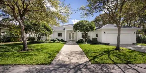 11189 SW 78th Ave