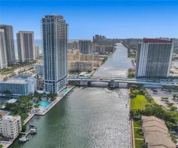 2017 S Ocean Dr