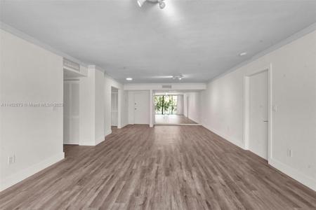 101 Ocean Lane Dr