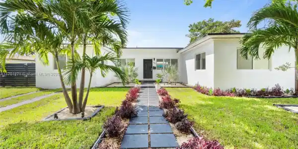1581 Normandy Dr