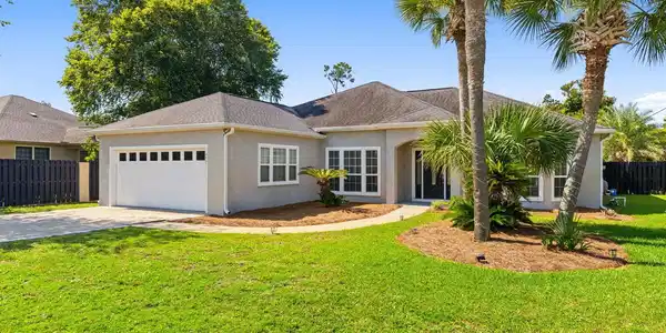 4601 MAGNOLIA BEACH