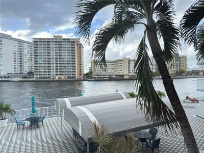 1913 S Ocean Dr