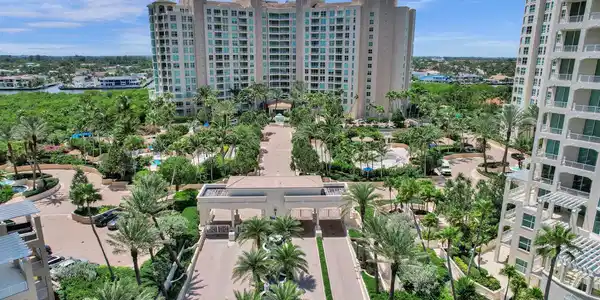 3720 S Ocean